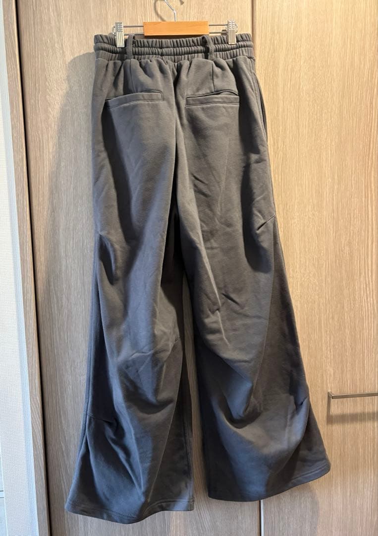 PEOPLE STYLE グレーフーディーセットエンブロイダードトラックスーツ