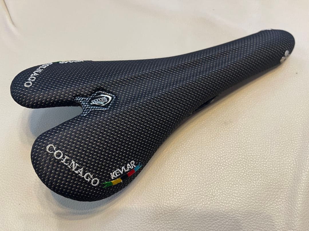 【美品】SELLE SUCCESS COLNAGO KEVLAR 2105 刺繍