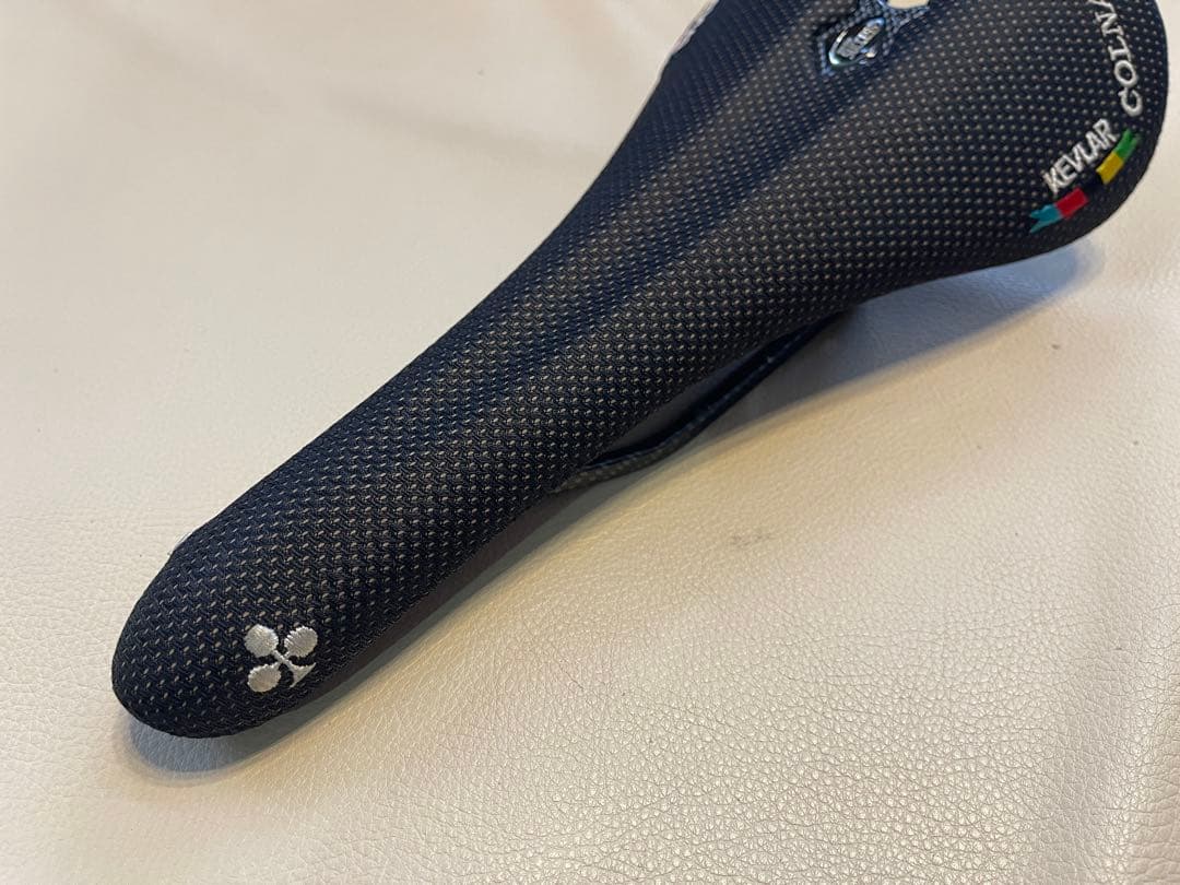 【美品】SELLE SUCCESS COLNAGO KEVLAR 2105 刺繍