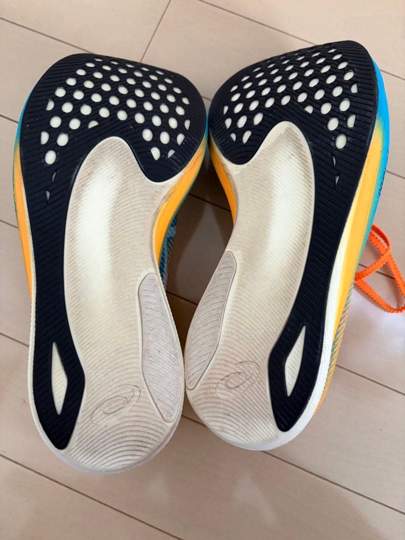 アシックス　メタスピードエッジプラス