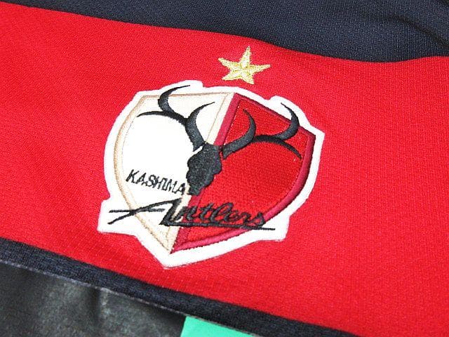 希少 鹿島アントラーズ 2008 ユニフォーム 内田篤人 背番号2 X