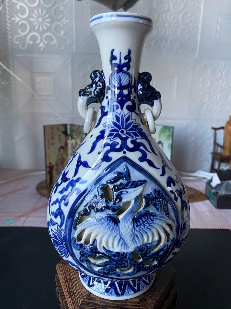 中国古玩　青花 染付　双耳 花瓶 壺　大明成化年製　唐物 時代物