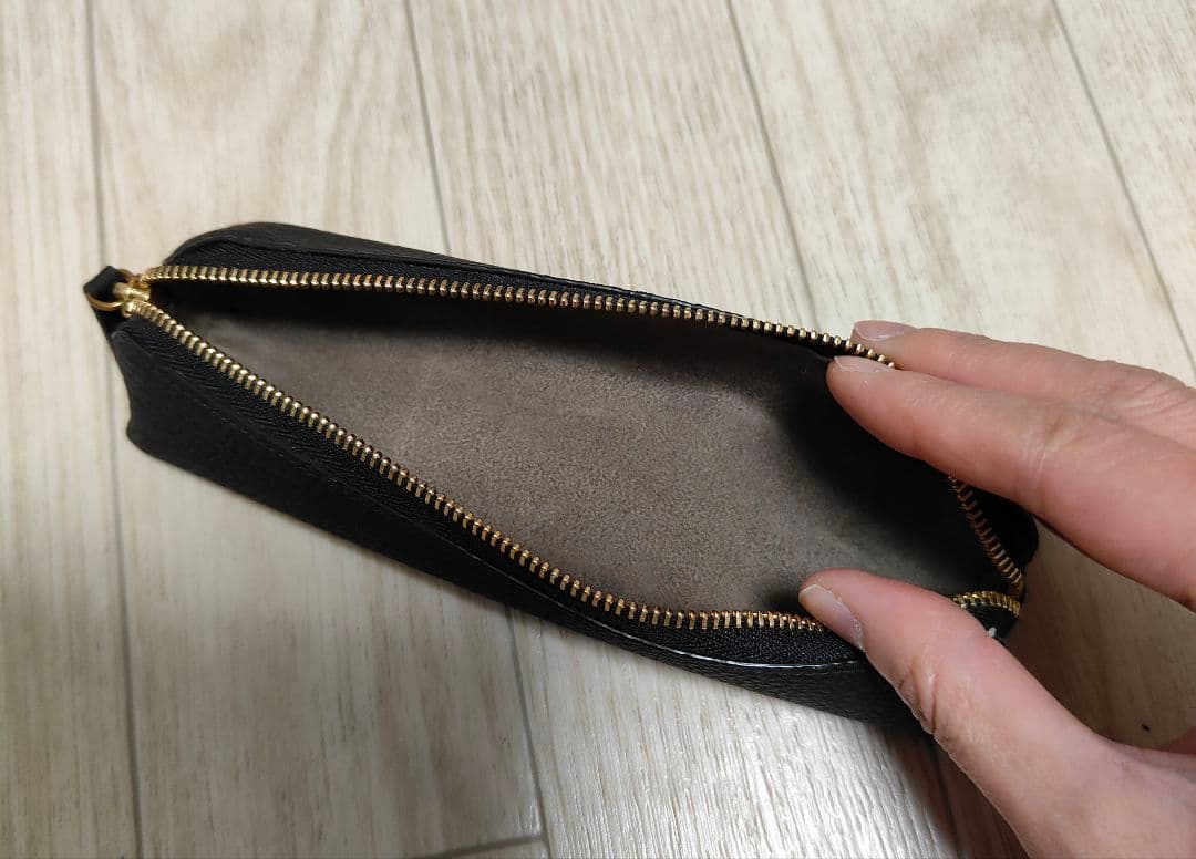 BONAVENTURA　ペンケース　シュリンクレザー 黒