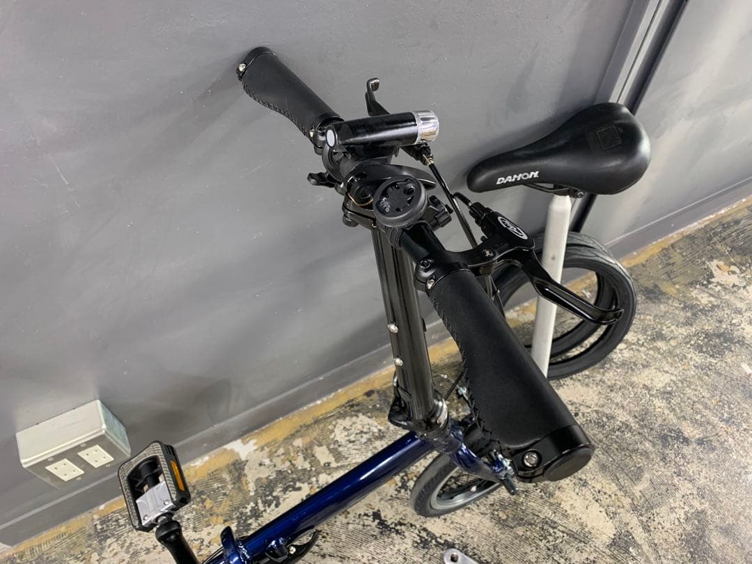 ルノーLight8のOEM車体★8kg★再塗装★オマケ付き★14インチ