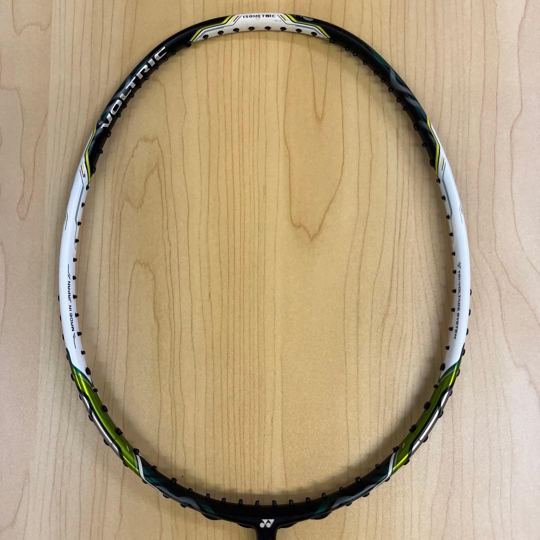 YONEX VOLTRIC Z-FORCEバドミントンラケット2本セット3UG5