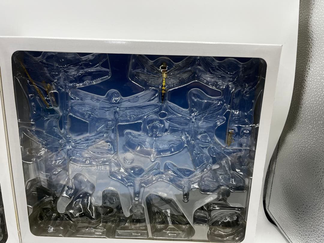 中古 原色日本昆虫図鑑Ⅰ・Ⅱ 箱　限定フィギュア　YUJIN