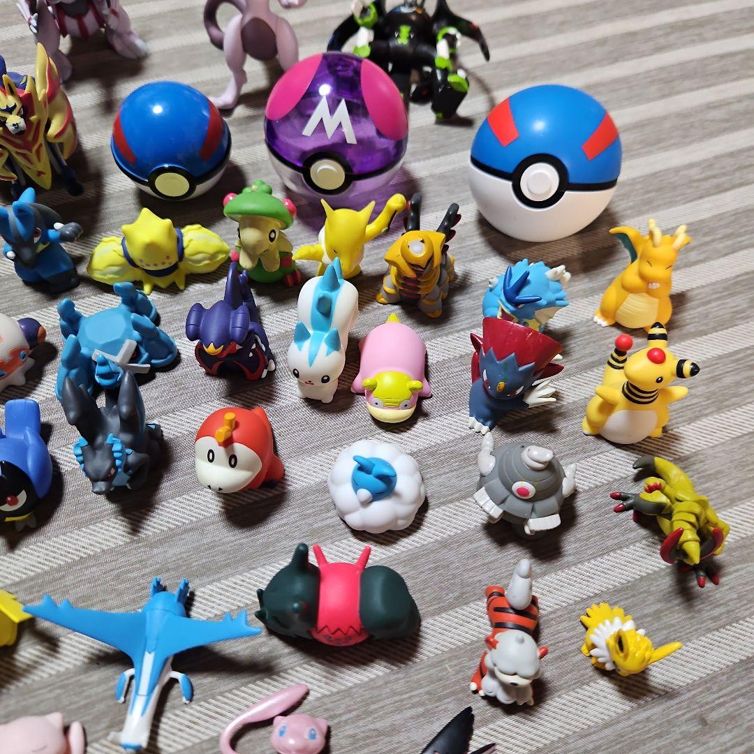 ポケモン フィギュア　モンコレ　 約60体セット ポケトルゼ付き(２個)