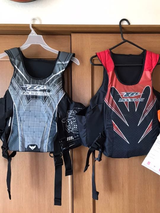 ライフジャケット　マリンジェット、マリンスポーツ競技　救命具