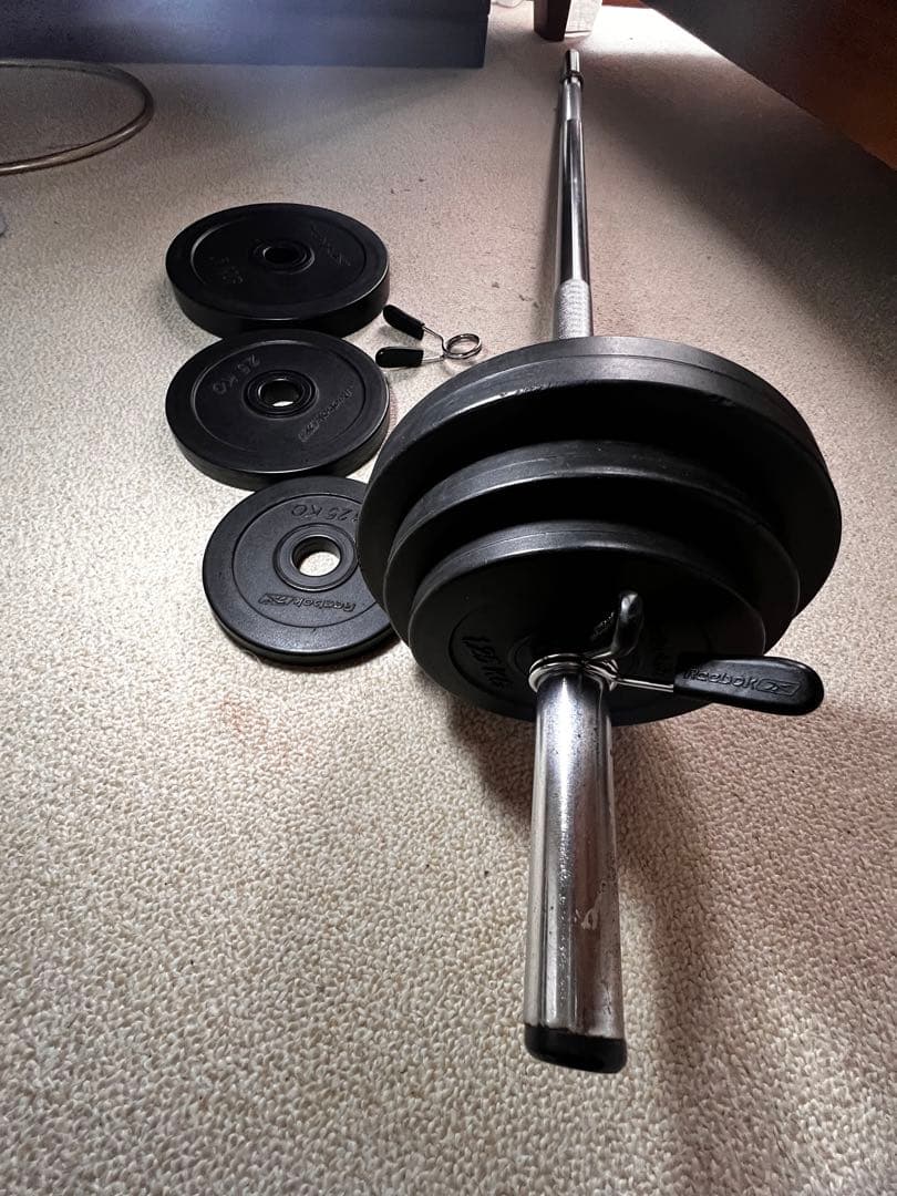 Reebok製 バーベルフルセット （筋トレ用）5k/2.5/1.25/バー1本