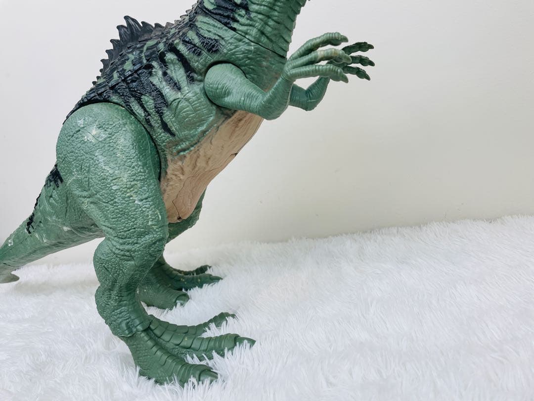 【極美品】ジュラシックワールド ギガノトサウルス GWD68 全長99cm