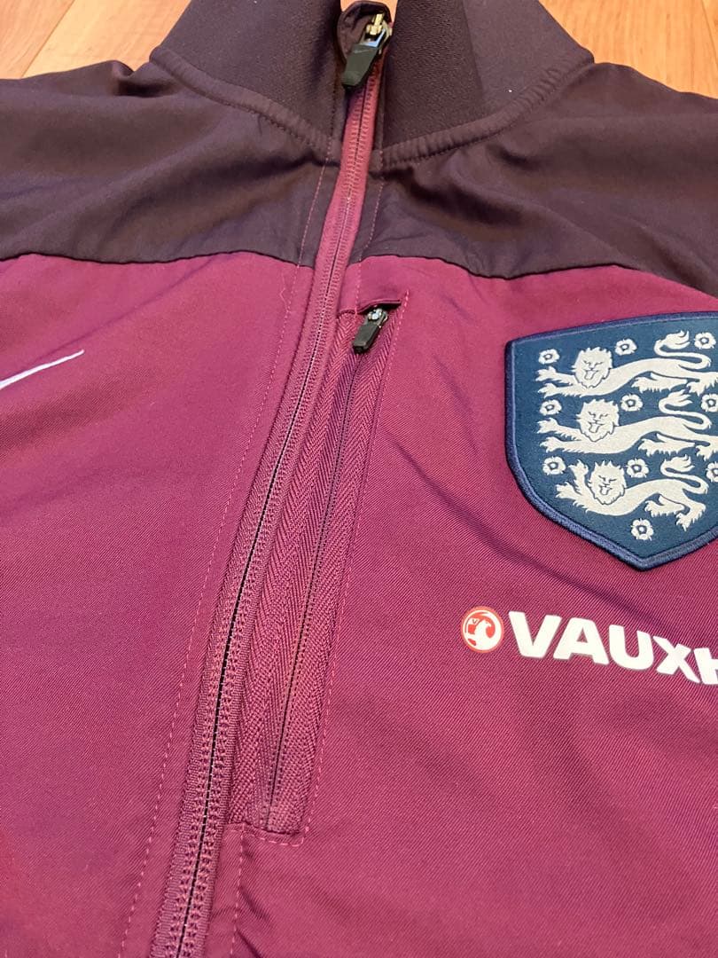 【美品】ナイキ×イングランド代表/トラックジャケット　ドリルトップ M古着