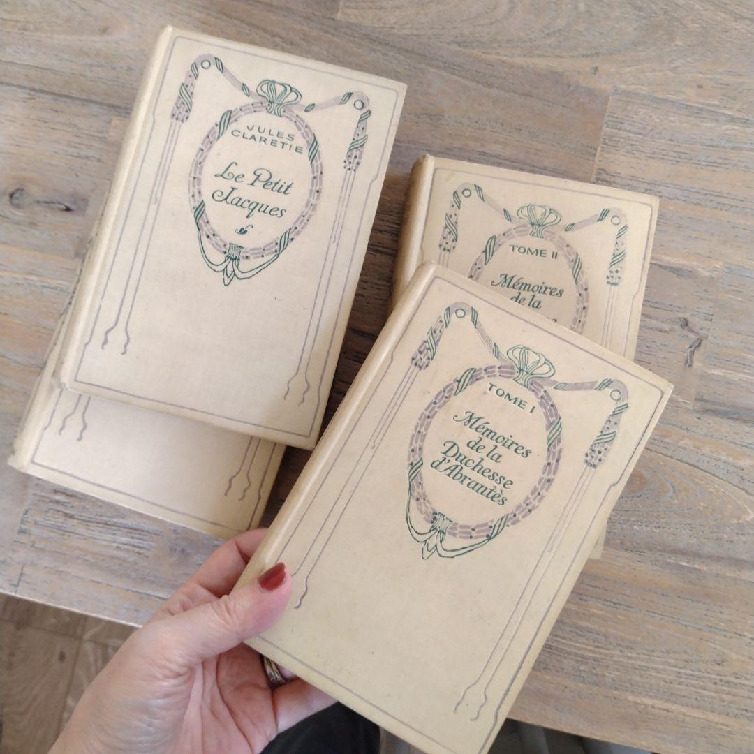 mamu様・フランスアンティークネルソン(NELSON)4冊本セット/ゴールド