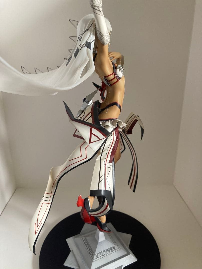 fate フィギュア セイバー アルテラ 1/8スケール