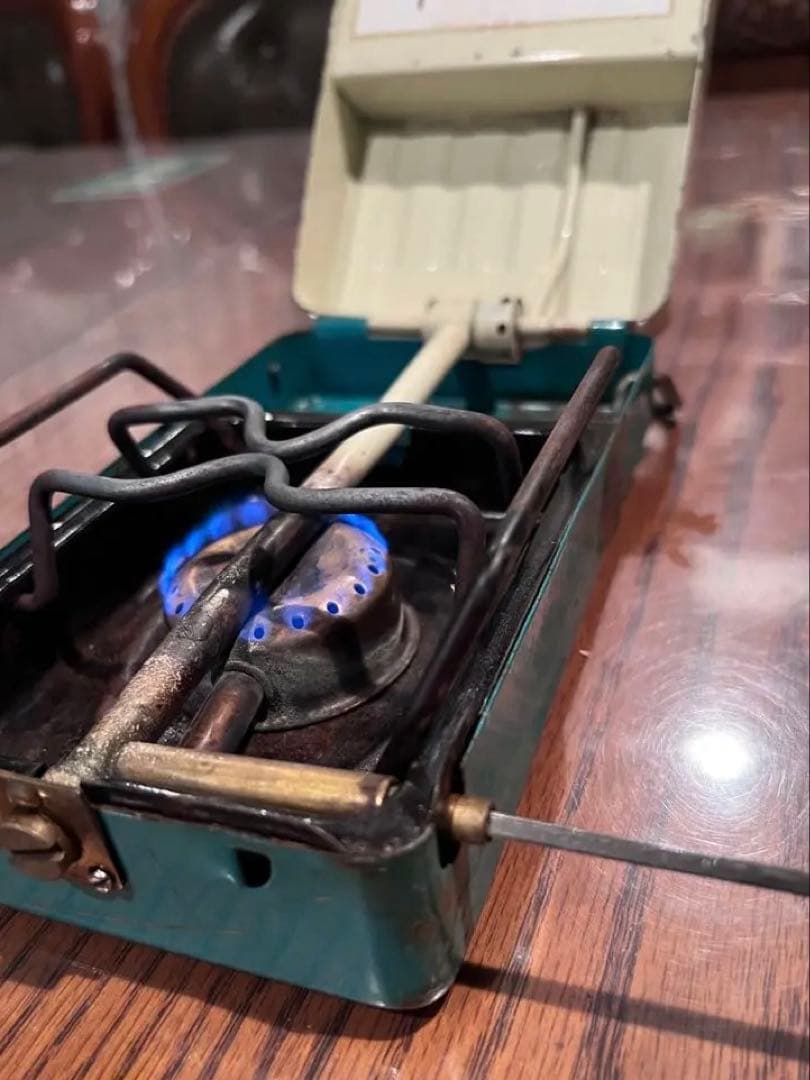 1970年代の西ドイツ製、タームスポーツ。携帯用サイレント、アルコールバーナー。