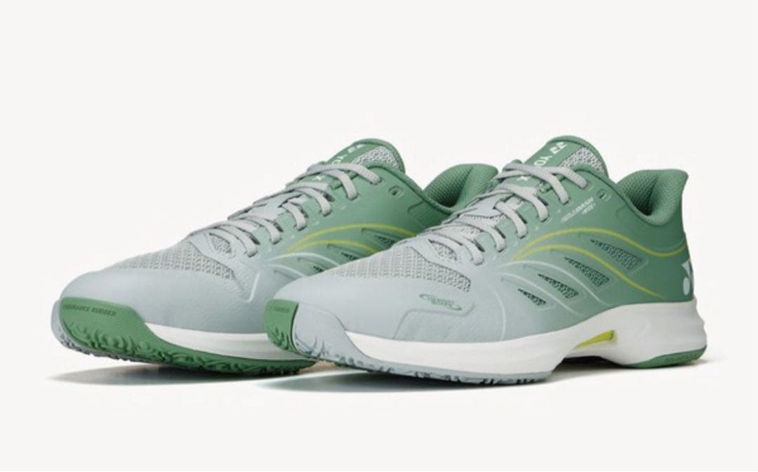 YONEX '25 最軽量 クレー・砂入り人工芝用 テニスシューズ4E wide