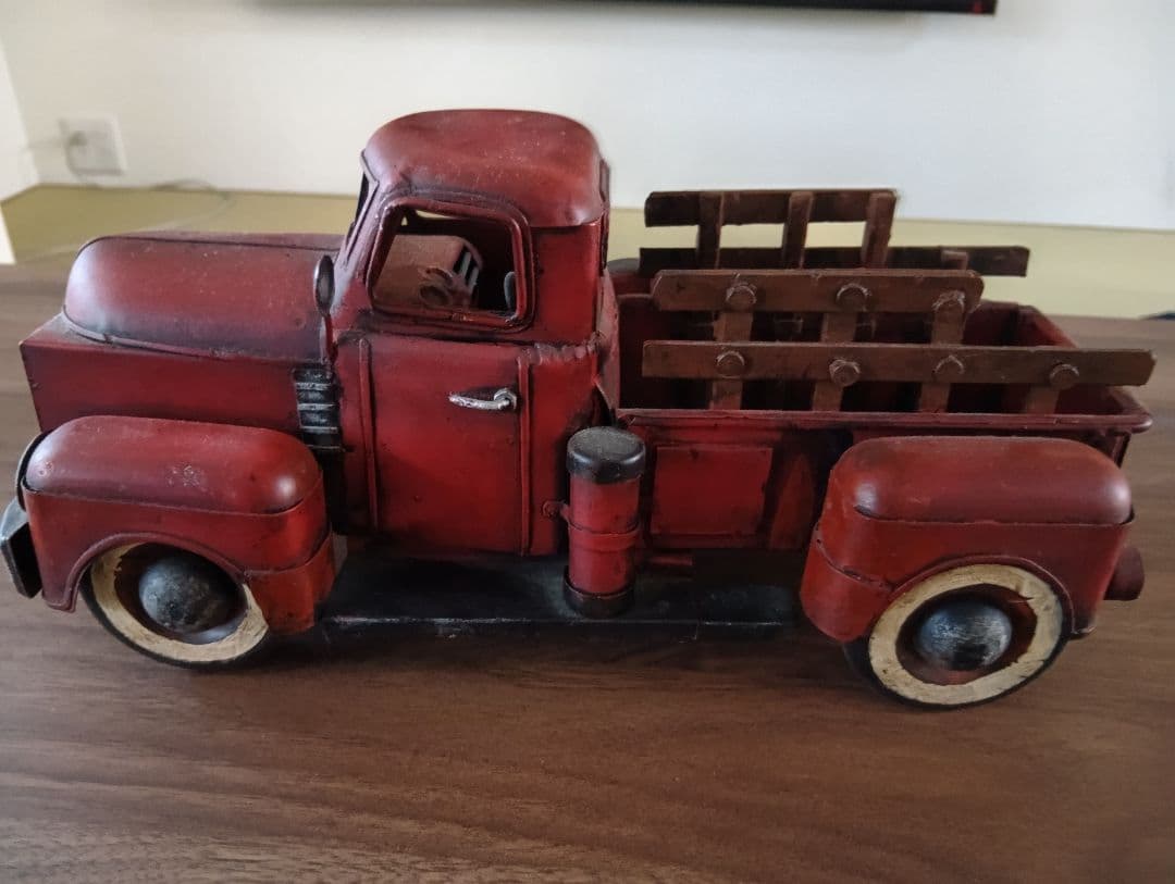 【SUN】アメリカンピックアップトラック　ブリキ