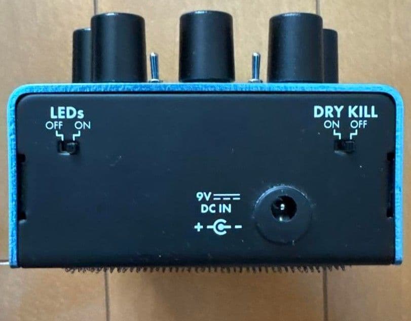 ギター Fender MIRROR IMAGE DELAY