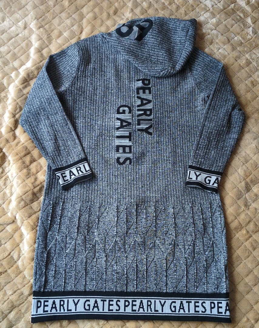 PEARLY GATES グレー ニットワンピース フード付き