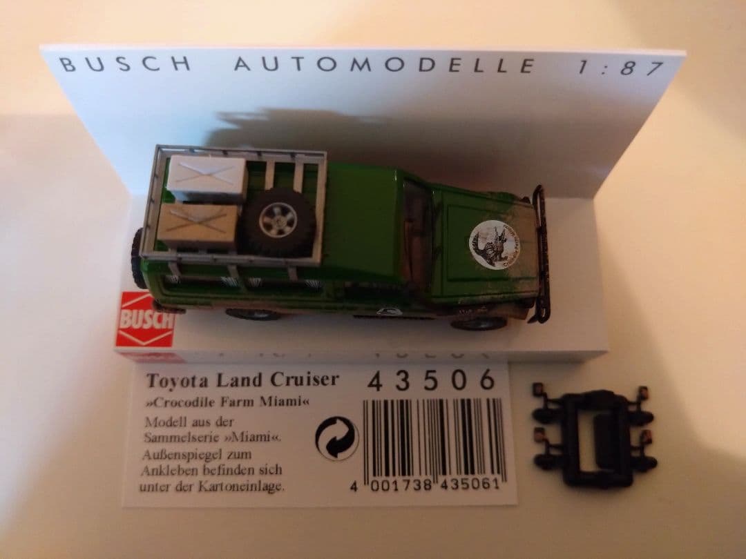 日*1様 【希少】BUSCH トヨタランドクルーザー　サファリ仕様 1:87 マ