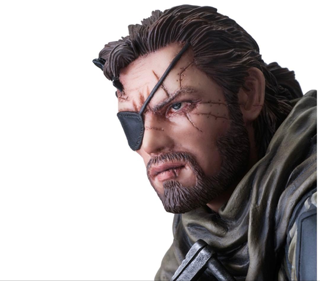 mensHdge technical statue ヴェノムスネーク