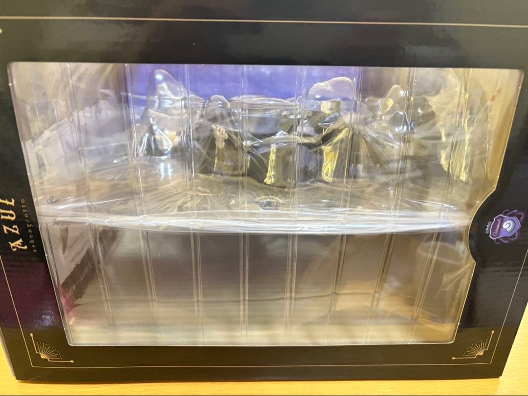 ュ*様 ツイステ アズール・アーシェングロット 1/8スケールフィギュア　缶バッ