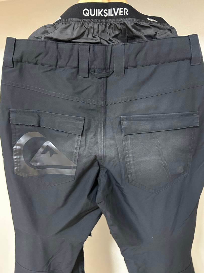 Quiksilver スノーボードウェア 上下セット