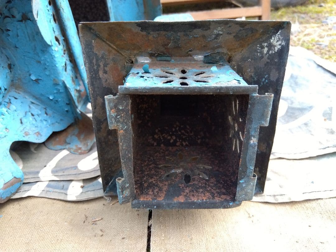 ♪昔のブリキ製の燈籠