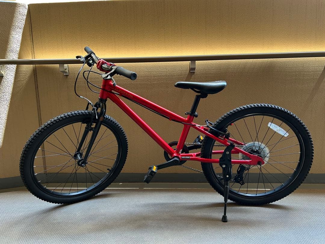 【送料込】ヨツバサイクル　22インチ マウンテンバイク