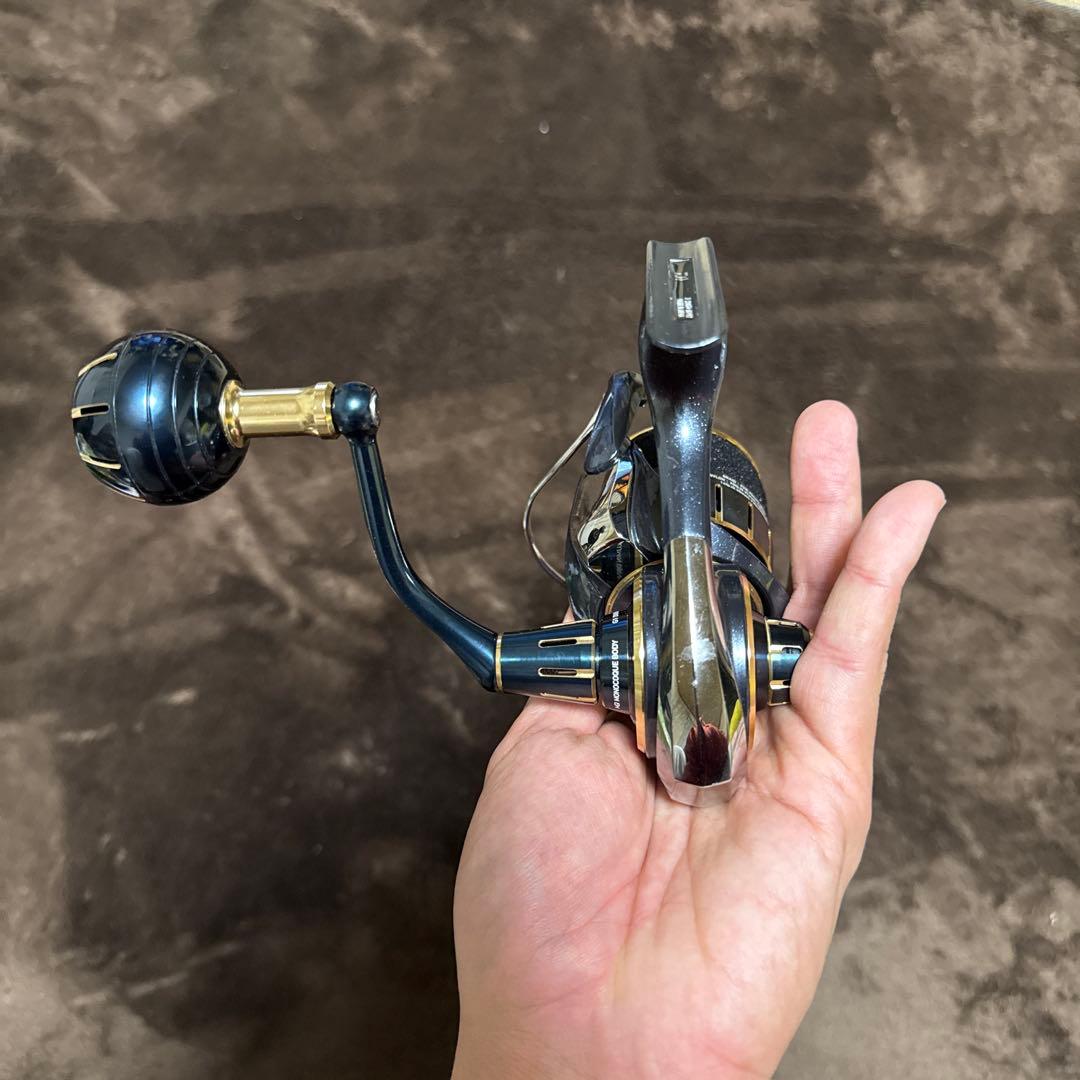 リール DAIWA SALTIGA 4000 XH