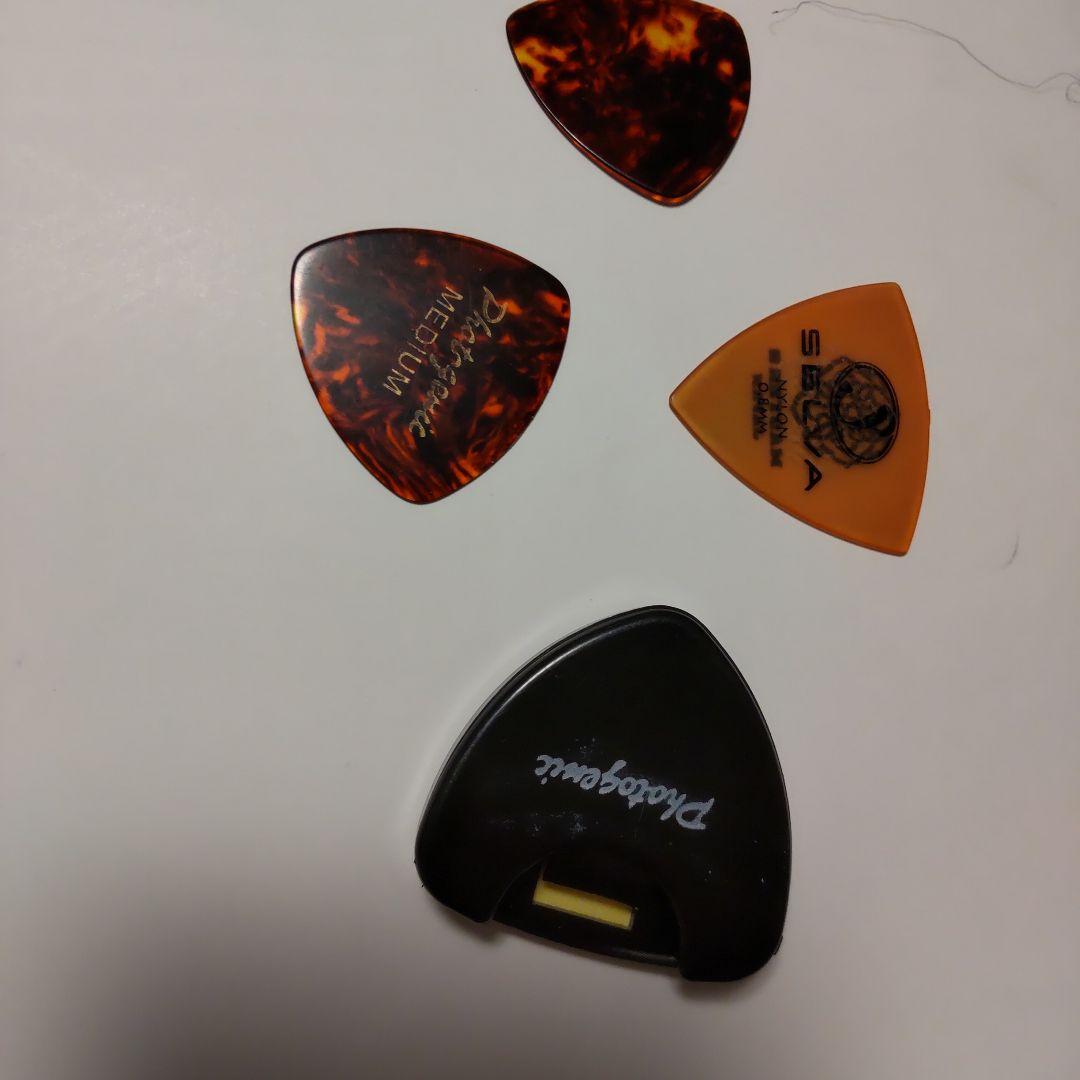 格安！左きき用 セルダーエレキベース、各種付属品付