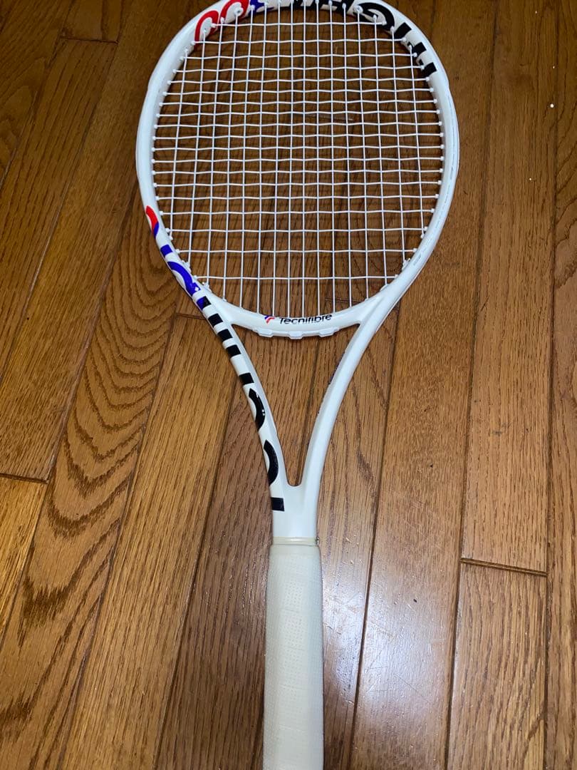Tecnifibre t-fight300 G2テニスラケット