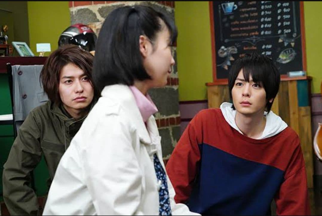 桐生戦兎　着用　衣装　トップス　サイズ L