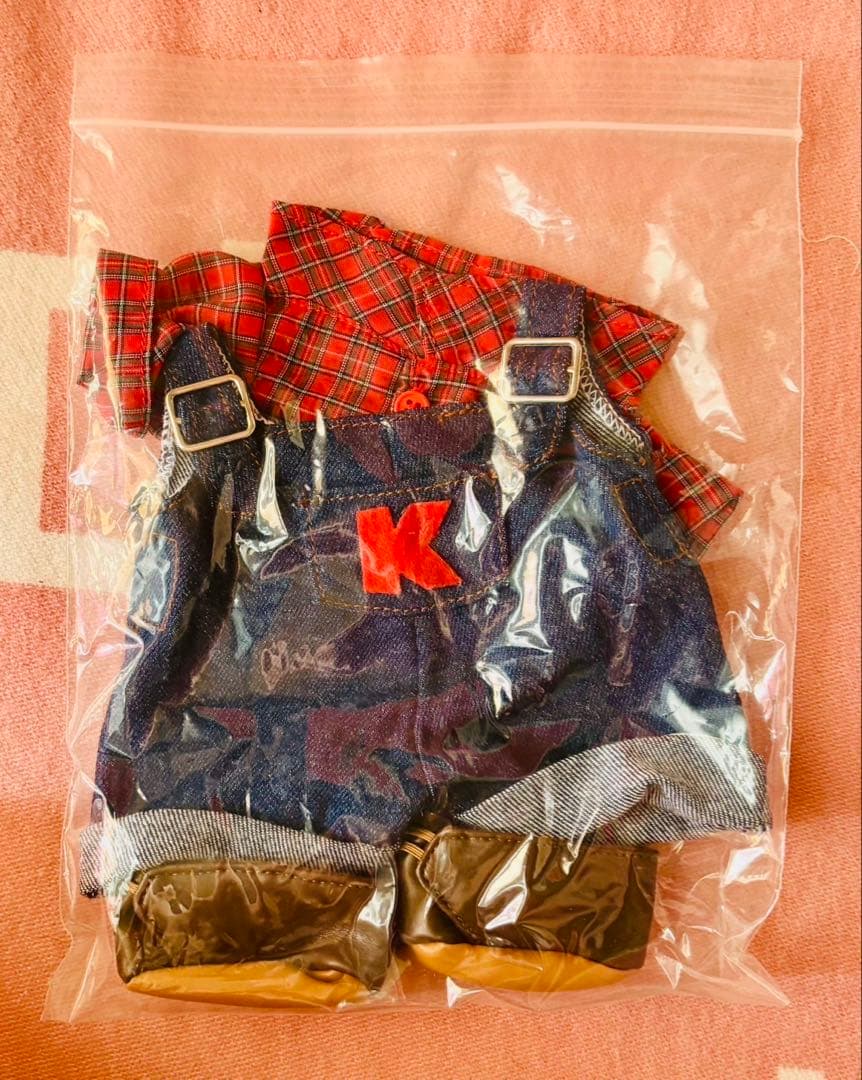 ハローキティ 着せ替え　フィギュア　レア