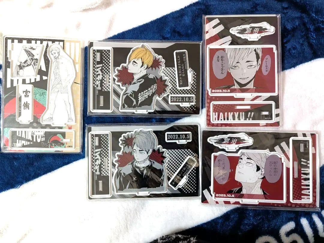 ハイキュー　バースデイ缶バッジ　名場面ジオラマフィギュア　宮侑　宮治