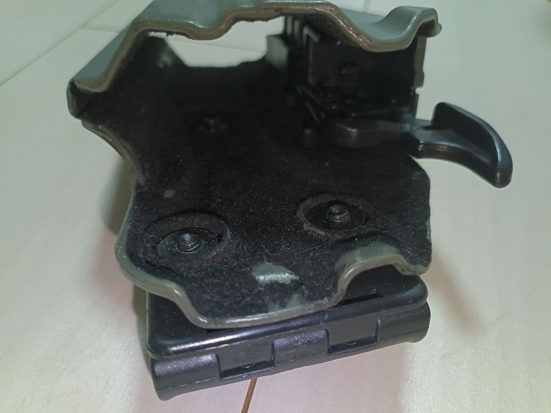 【中古品】東京マルイ ガスガン「サムライエッジ」＆ホルスター付き