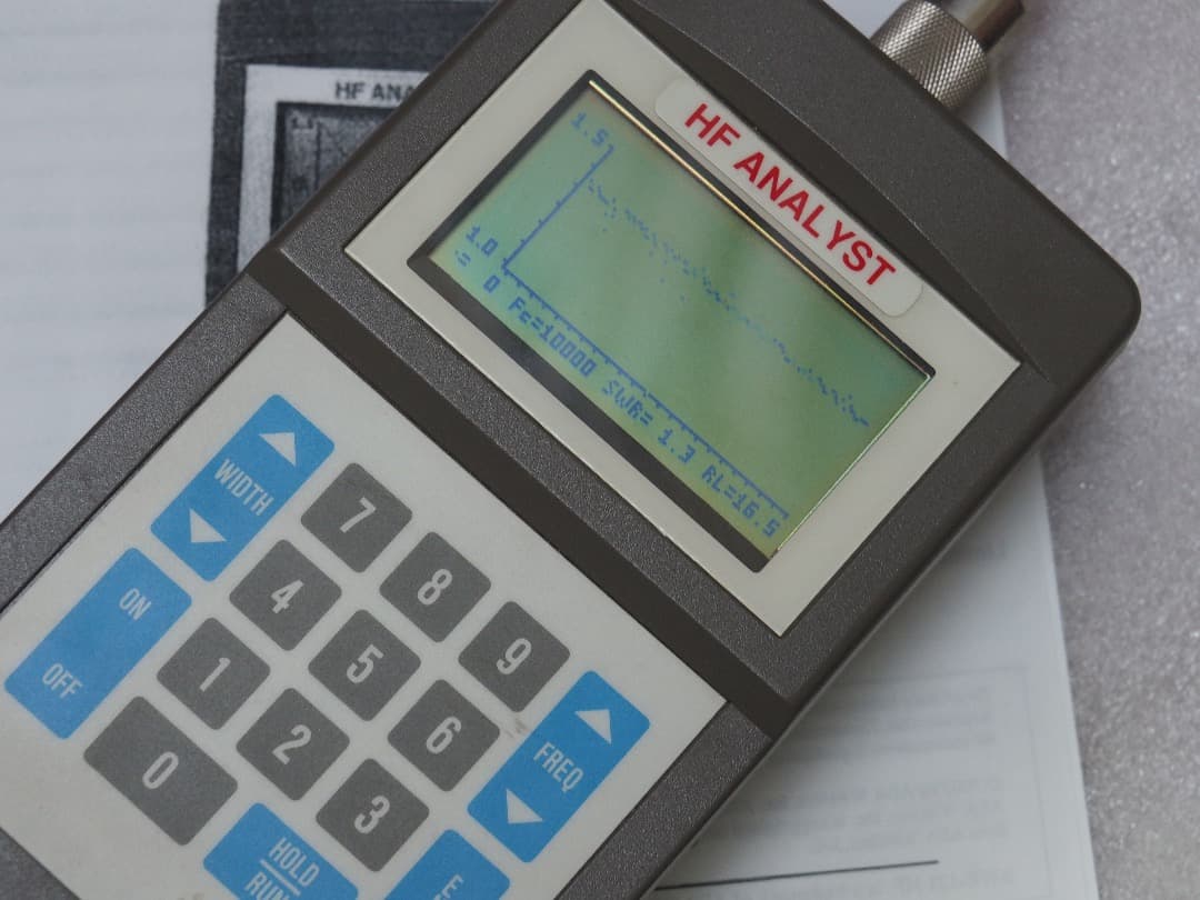 AEA HFアンテナアナライザー SWR-121 アンテナ分析器（ジャンク）