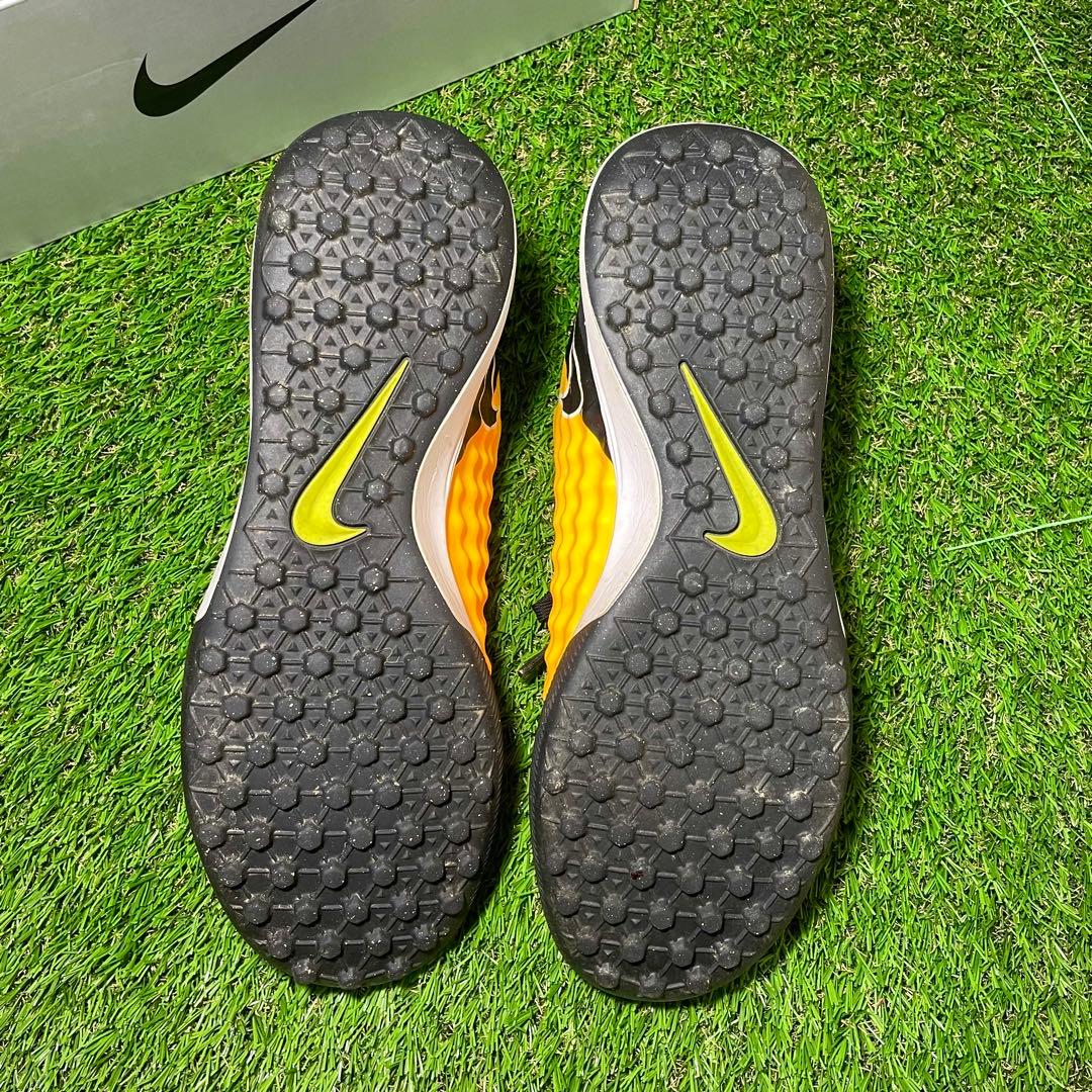 ナイキ マジスタx フィナーレTF 28cm