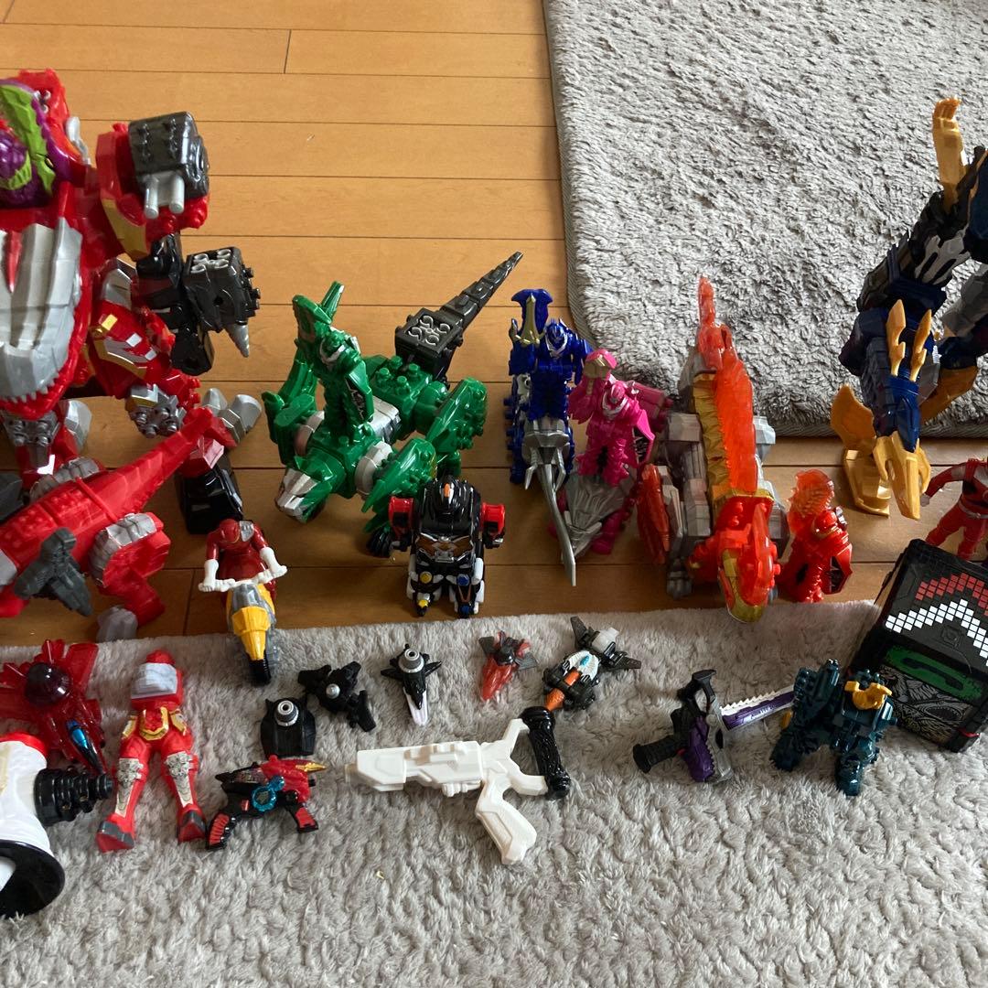 戦隊ヒーローシリーズ　フィギュア