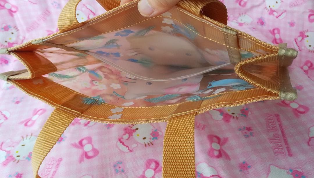 日焼けキティ　ダニエル　ビニールトートバッグ　ハイビスカス　ハワイ　アロハ