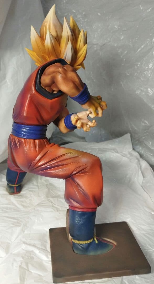 ドラゴンボール　リペイント　フィギュア　孫悟空　Grandista