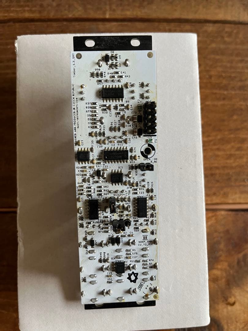 Bastl instruments TIMBER モジュラーシンセ　ユーロラック