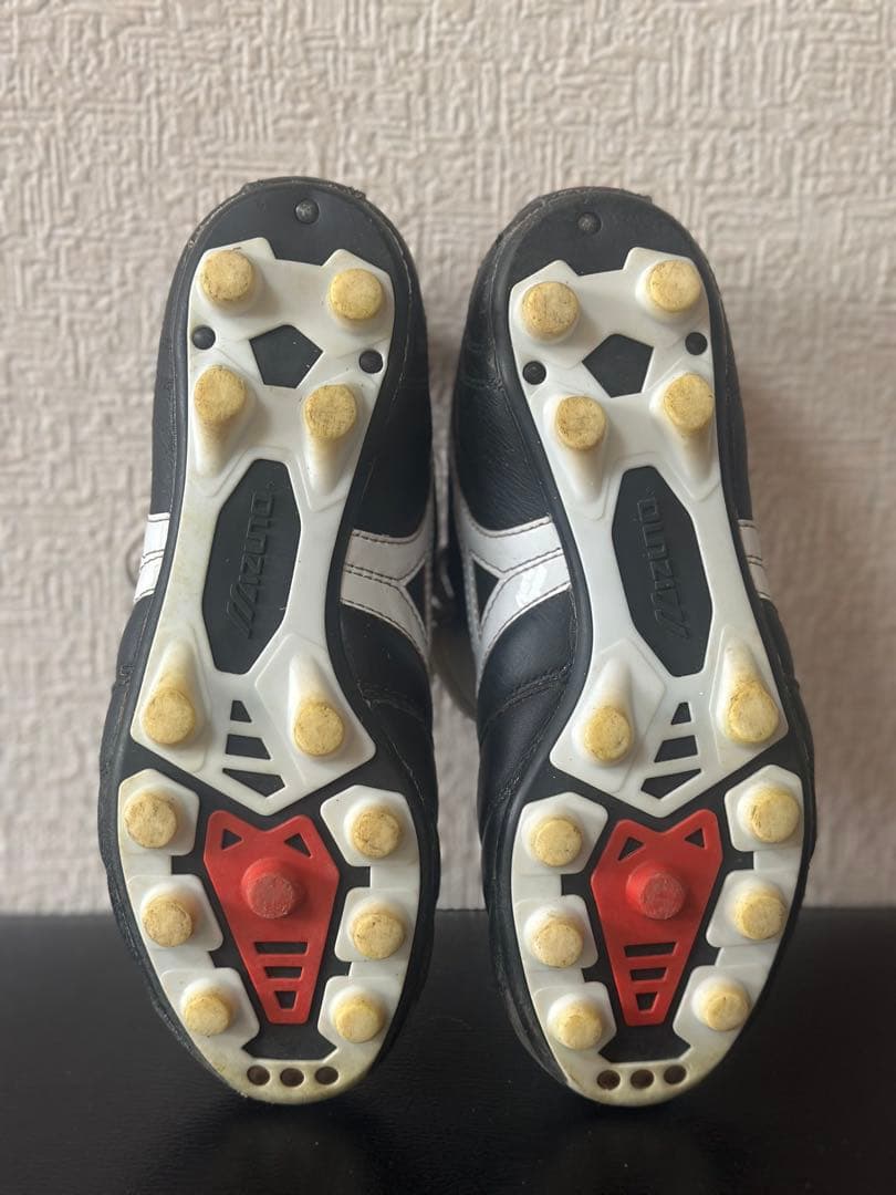 【早い者勝ち！】最終値下げ！ミズノ モレリア サッカーシューズ 22.5 黒 白