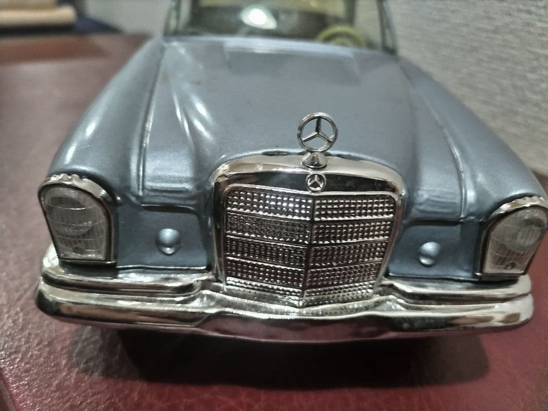 復刻メルセデスベンツ250SEクーペ モデルカー(ブリキ)　ブルー