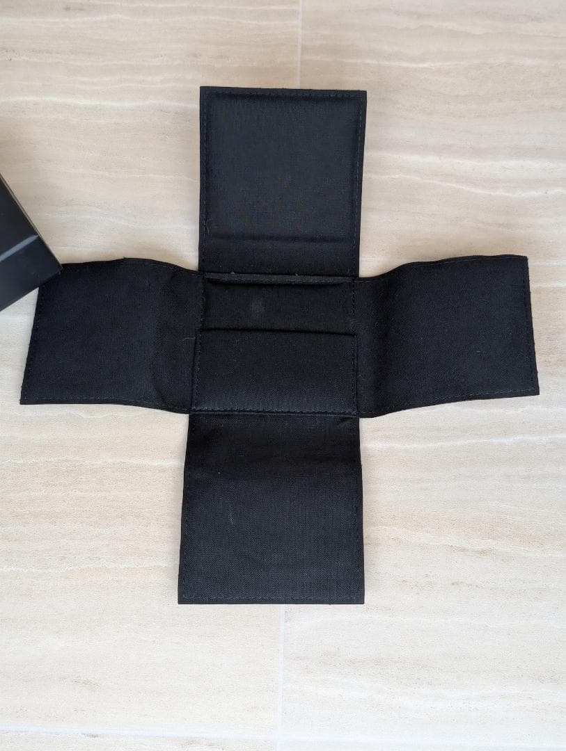 シャネル　CHANEL　アクセサリー入れ　ケース　空箱　デニム地　ベロア　黒