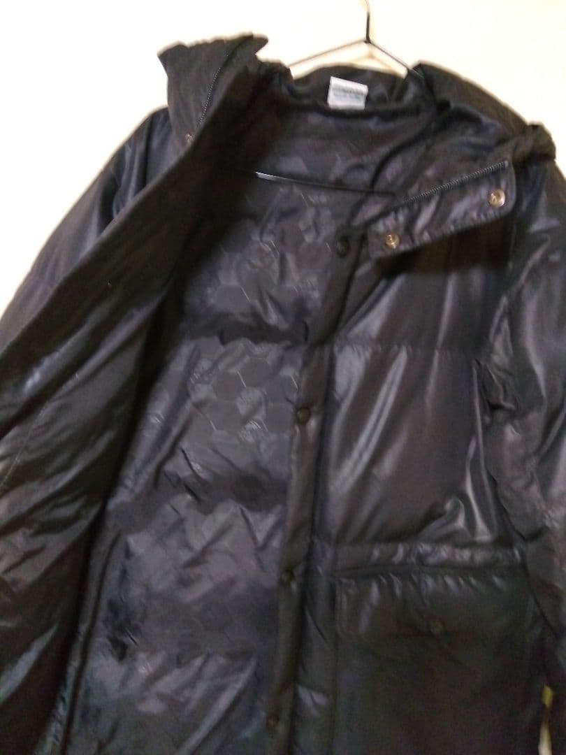 ATHLETA　ベンチコート　黒　アウター　アスレタ　コート　サッカー　ウェア