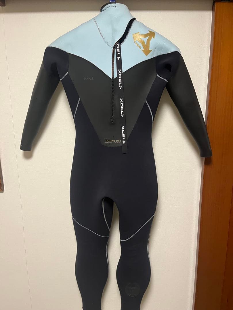 XCEL セミドライウェットスーツ
