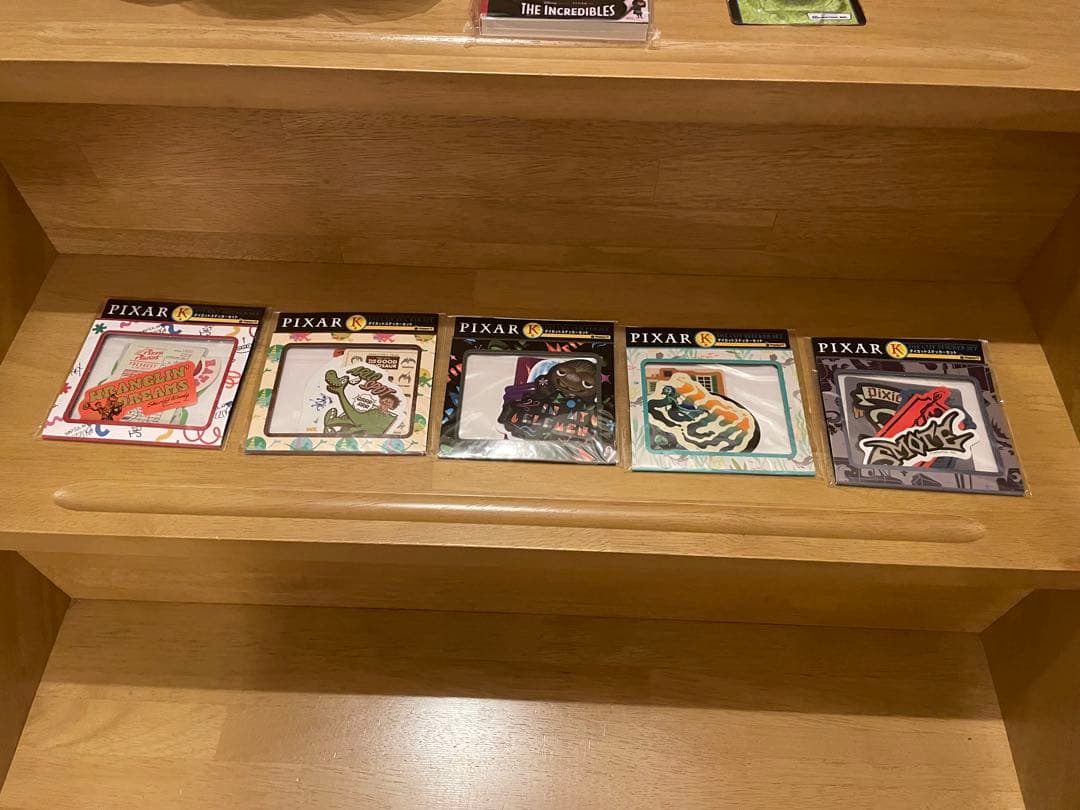 ピクサー　pixar ハッピーくじ　b d e 下位賞　セット