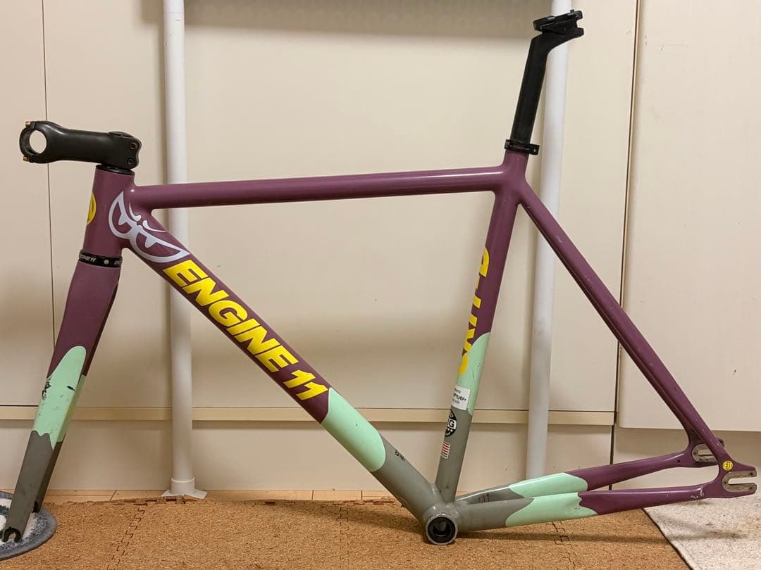 ENGINE11フレームセット ステム シートポスト付き 値下げ中
