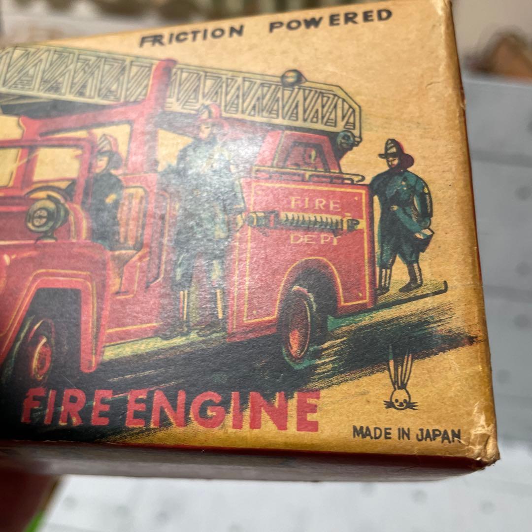 Friction Powered Fire Engineウサギヤブリキフリクショ