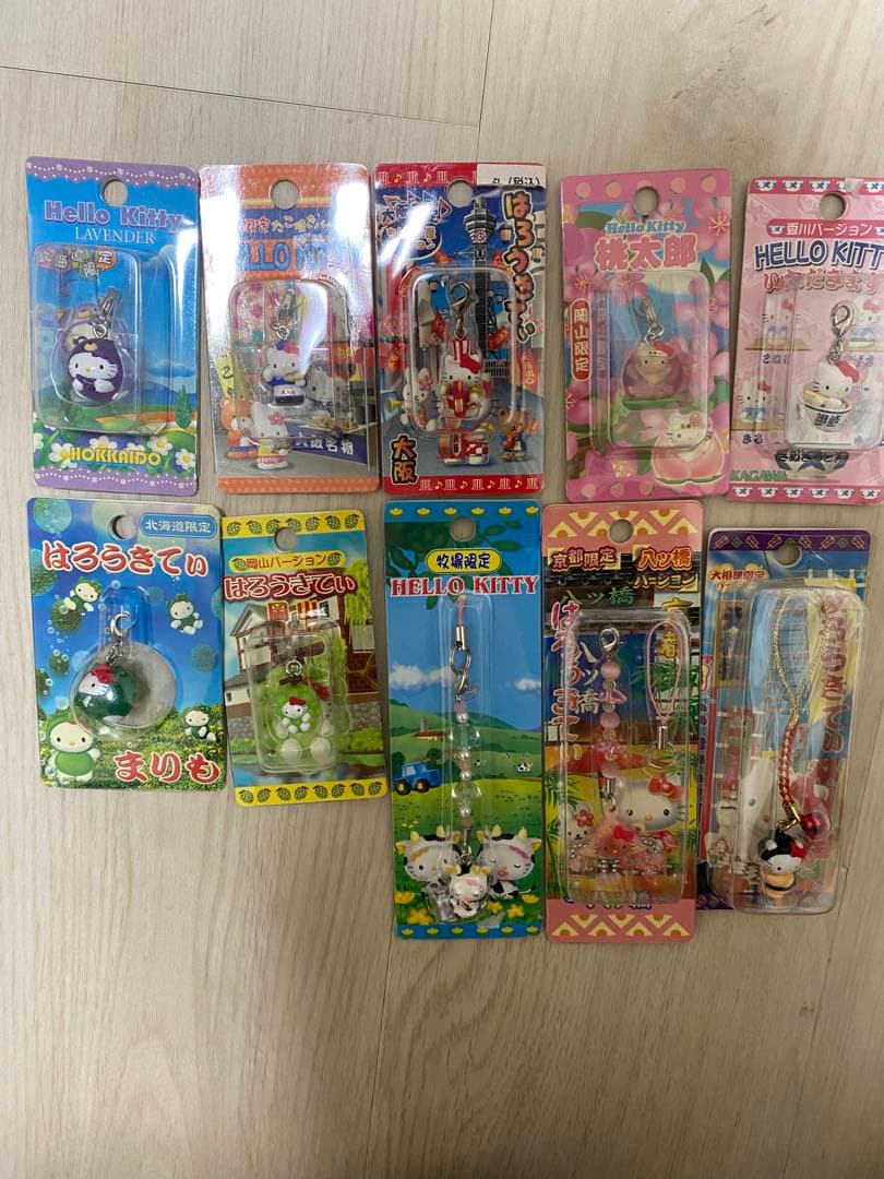 ご当地キティまとめ売り 124個